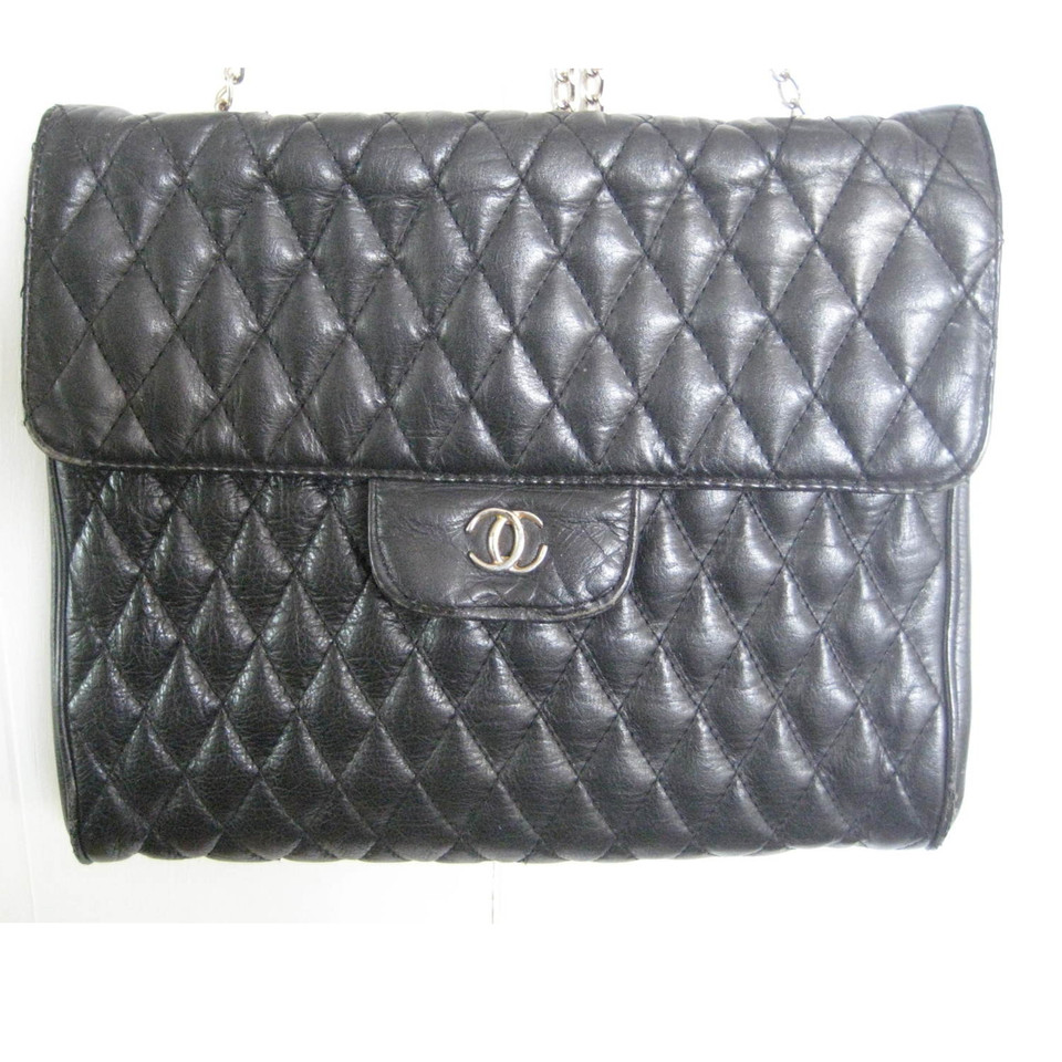 Chanel purse