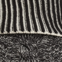 See By Chloé Abito in maglia in bianco/nero