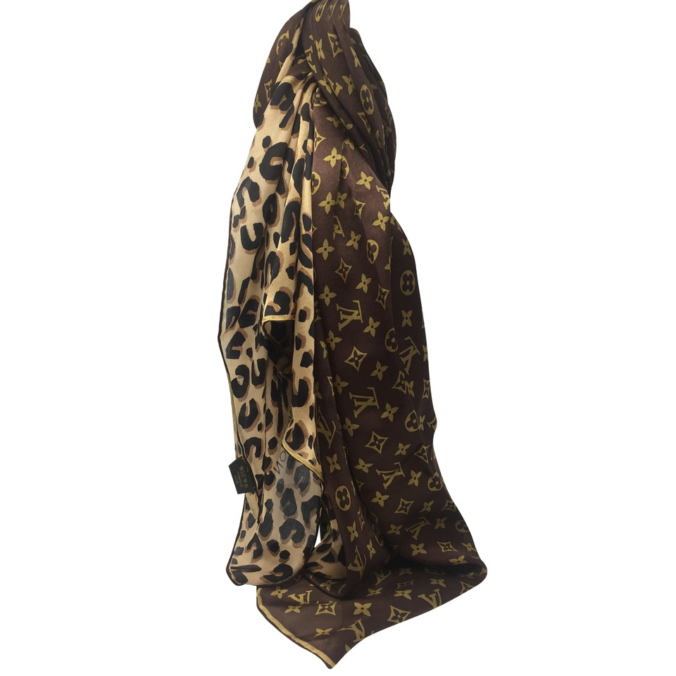 Louis Vuitton foulard leopard