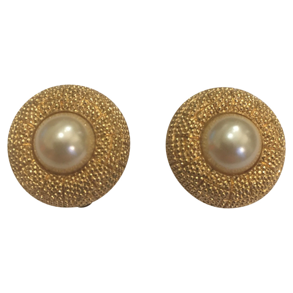 Christian Dior Ear clips with pearl