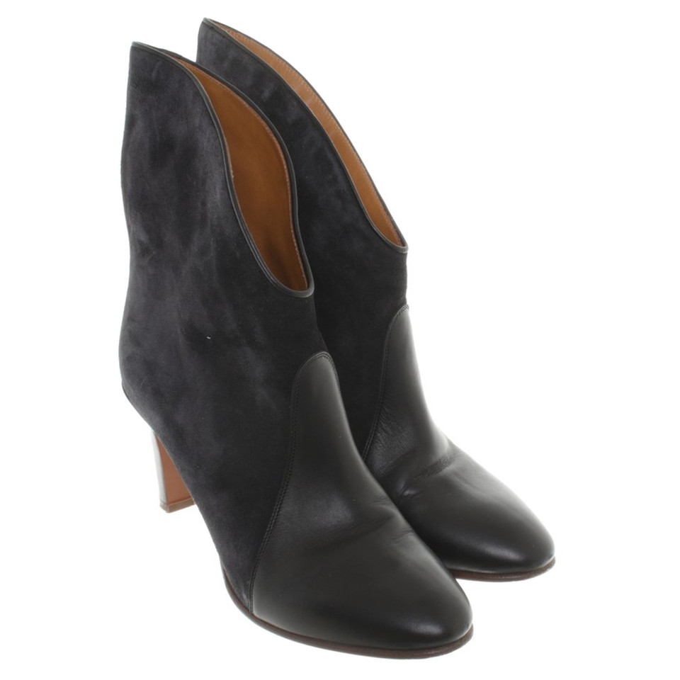 Chloé Leather ankle boots in black