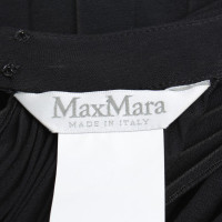 Max Mara Pleated dress in black