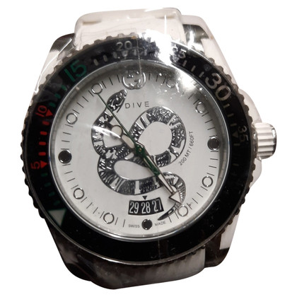 Gucci Armbanduhr in Weiß