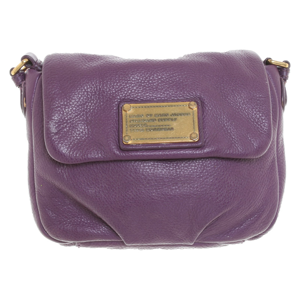 Marc Jacobs Umhängetasche aus Leder in Violett