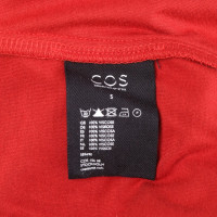 Cos Vestito di rosso