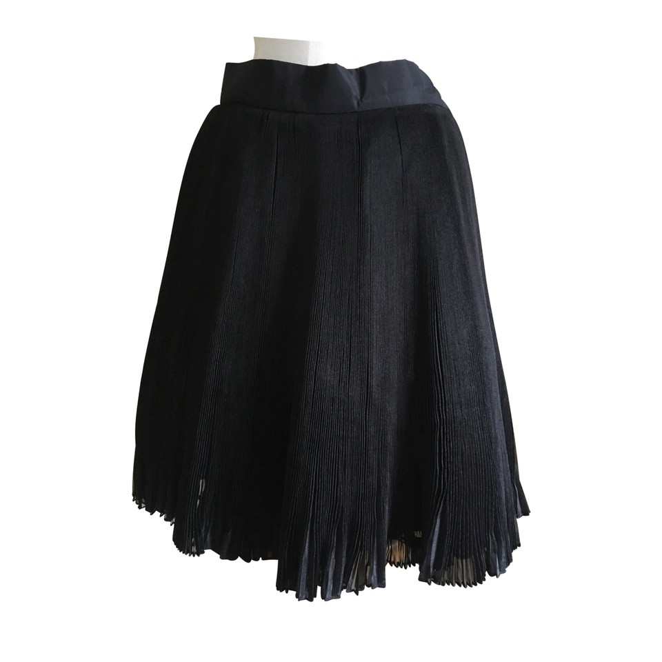 Ella Singh Vintage skirt from solar Plissée