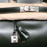 Hermès Birkin Bag 35 Leather in Olive