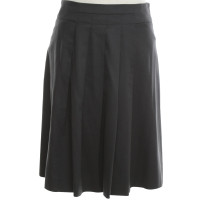 Hugo Boss skirt with pleats
