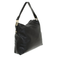 Aigner Handtasche aus Leder in Schwarz