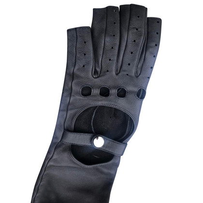 Chanel Handschuhe aus Leder in Schwarz