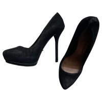 Schutz Pumps/Peeptoes Suede in Black