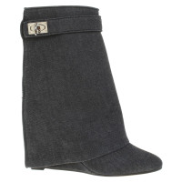 Givenchy Ankle boots in jeans look