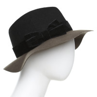 Marc Cain Hat in black / olive