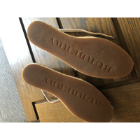 Burberry Sandalen aus Leinen in Nude