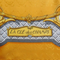 Hermès Foulard en soie "La Cle des Champs"