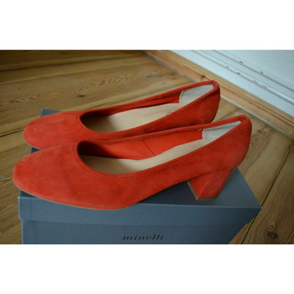 Minelli Pumps/Peeptoes Suede in Red