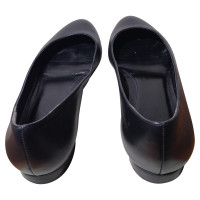 Fendi Slippers/Ballerinas Leather in Black
