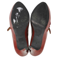 Kenzo burgundy patent leather round toe pumps