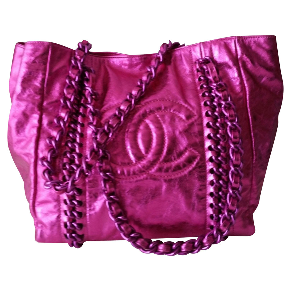 Chanel Tote Bag in Metallic-Pink