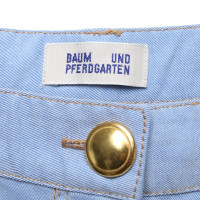 Baum Und Pferdgarten Jeans dans un style rétro