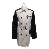 Burberry Trenchcoat in crème / zwart