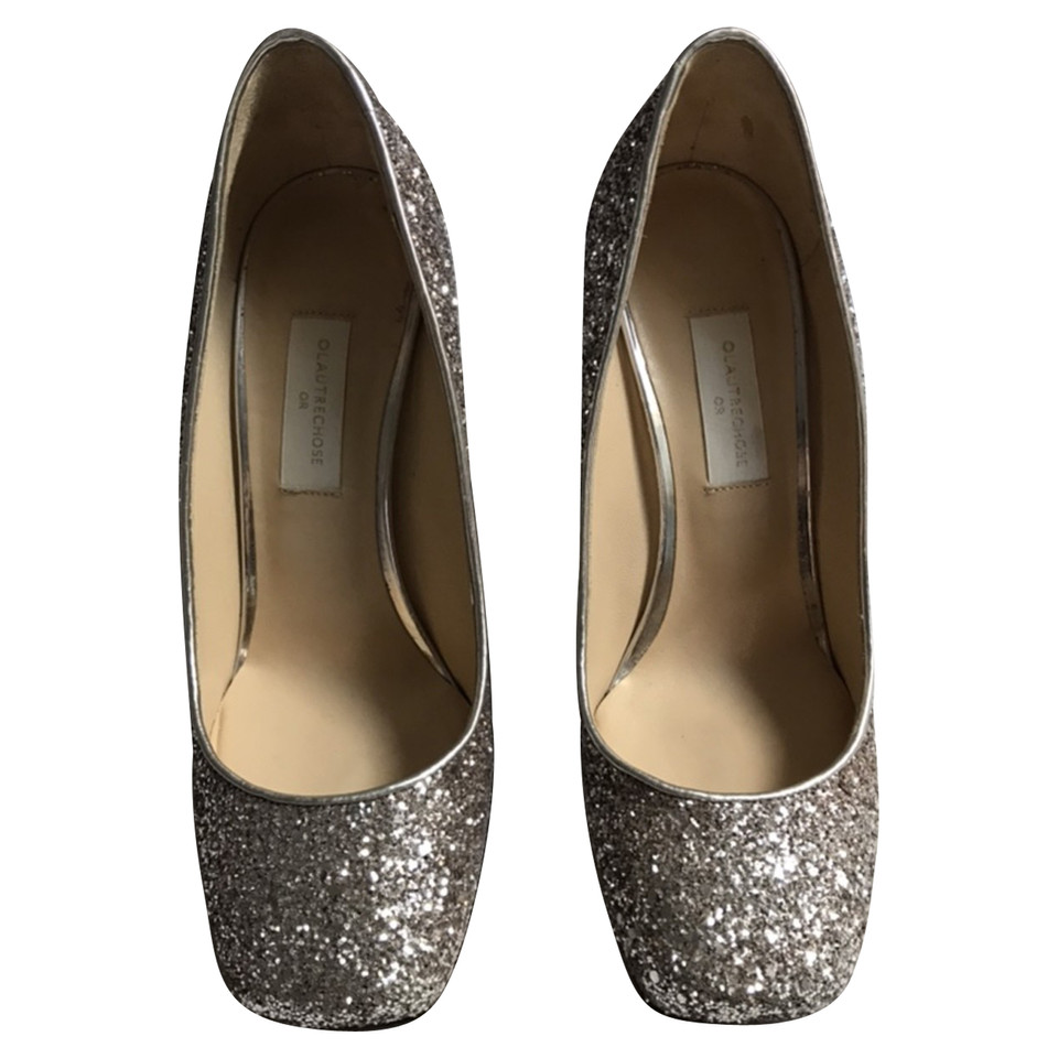 L'autre Chose Pumps/Peeptoes Leather in Silvery