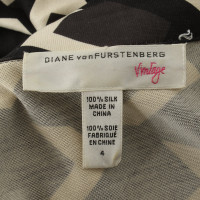 Diane Von Furstenberg Kleid mit grafischem Muster