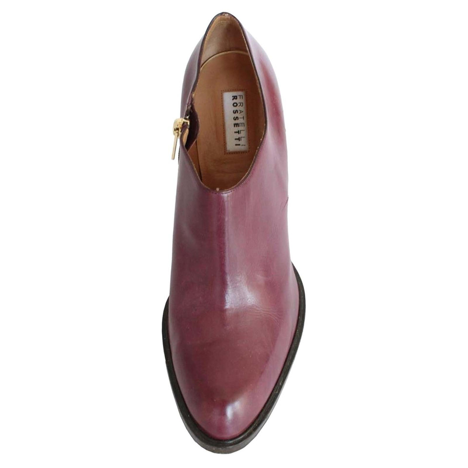 Fratelli Rossetti Pumps/Peeptoes Leather in Violet