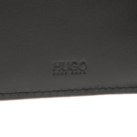 Hugo Boss Täschchen/Portemonnaie aus Leder in Nude