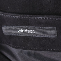 Windsor Abito in pelle nero