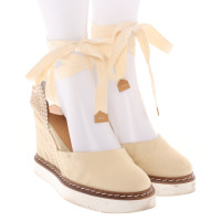 Castañer Wedges in Creme