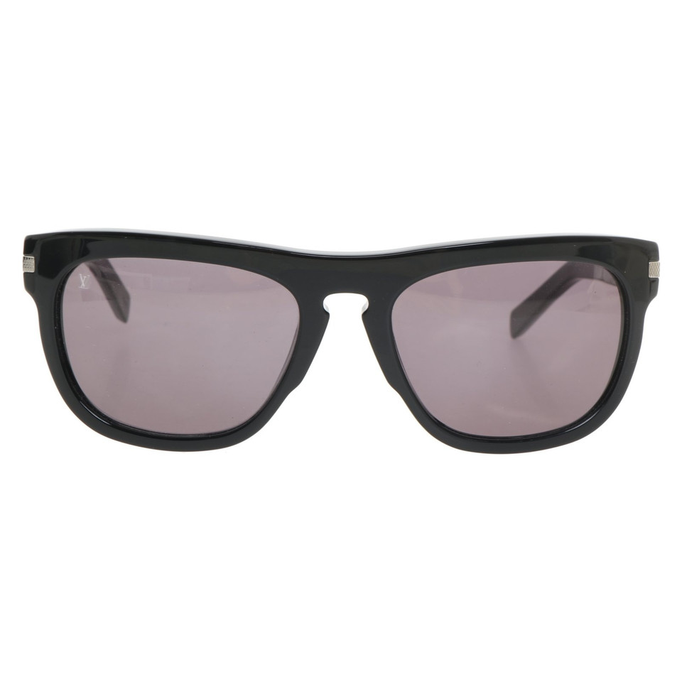 Louis Vuitton Sunglasses in black
