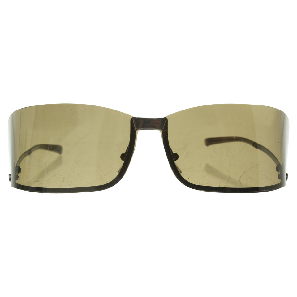 Gucci Sunglasses with extravagant glasses