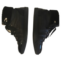 Salvatore Ferragamo High-Top-Sneakers in Schwarz