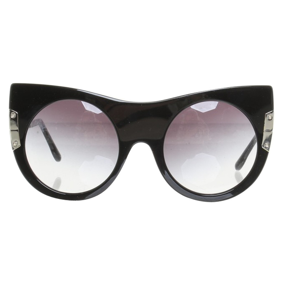 Stella McCartney Sunglasses in black