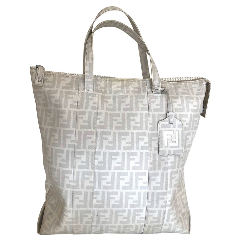 Fendi Shopper in Pelle in Crema