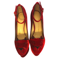 Charlotte Olympia cunei