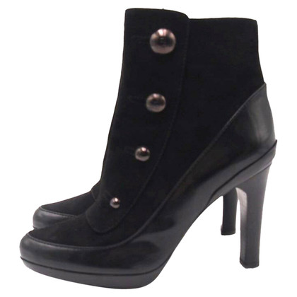 Fendi Ankle boots Suede in Black