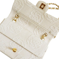 Chanel Classic Flap Bag Medium aus Canvas in Beige