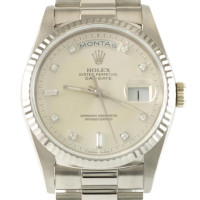 Rolex Oyster Perpetual in Argenteo