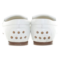 Tod's Chaussons/Ballerines en Cuir en Blanc