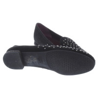 Stuart Weitzman Schwarze Slipper mit Nieten