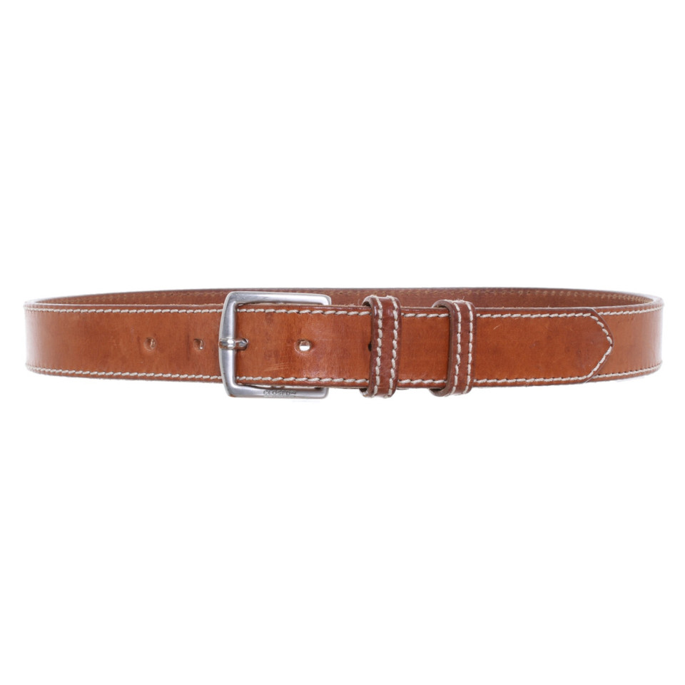 Closed Belt Leather in Brown