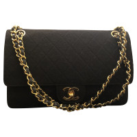 Chanel Classic Flap Bag Medium Wool in Black
