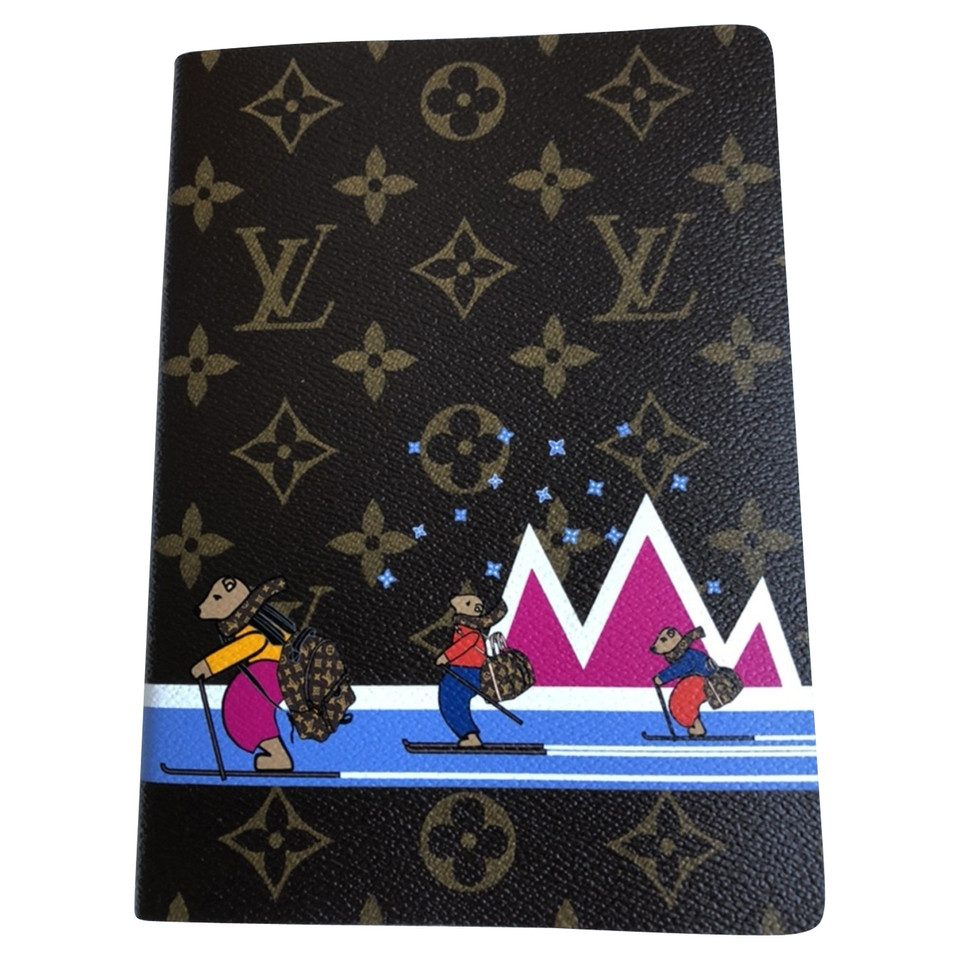 Louis Vuitton "Clemence Notebook Autour Du Monde MM"