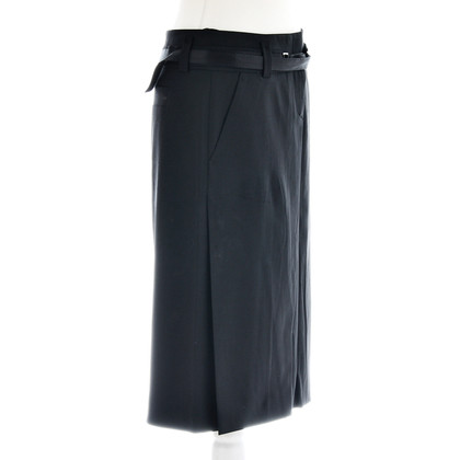 Hugo Boss Skirt with satin belt