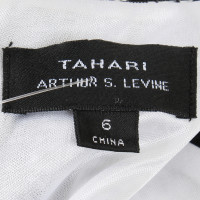 Tahari Kleid in Schwarz-Weiß