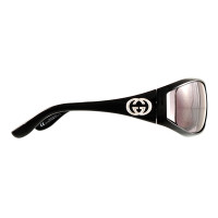 Gucci Sunglasses with cut out