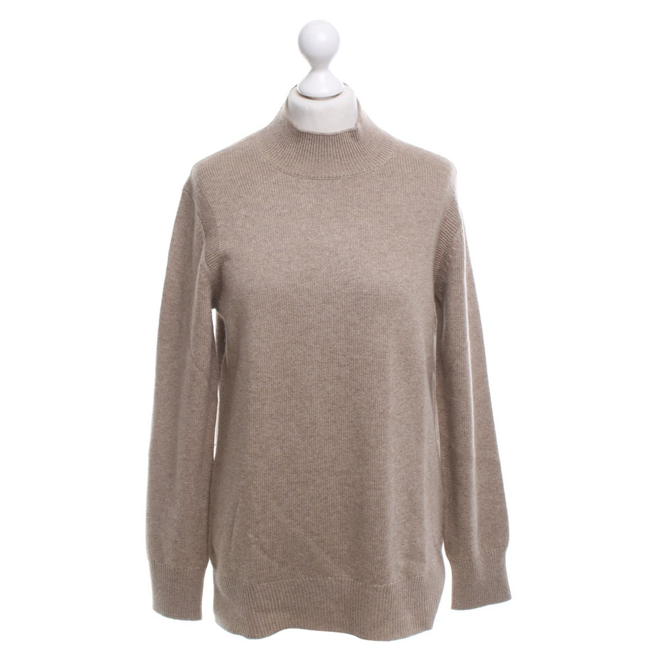 Closed Pullover in Beige