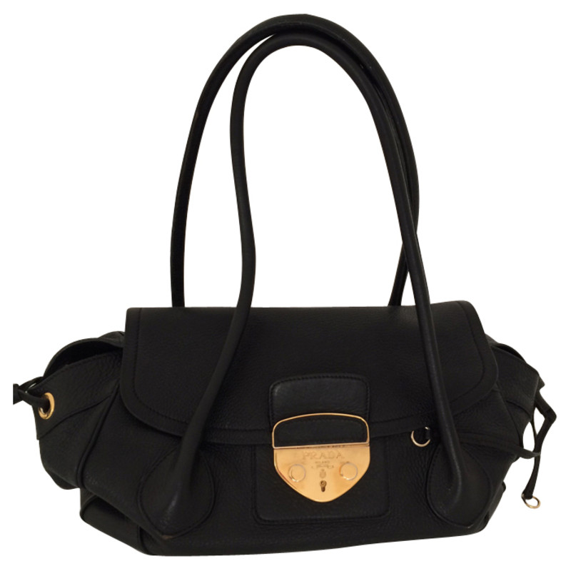 Prada Schwarze Tasche 